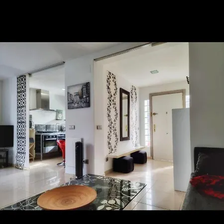 Adelfas Urgell Holiday home *